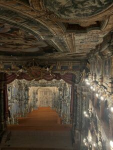 Foto vom Bühnenraum Markgräfliches Theater Bayreuth